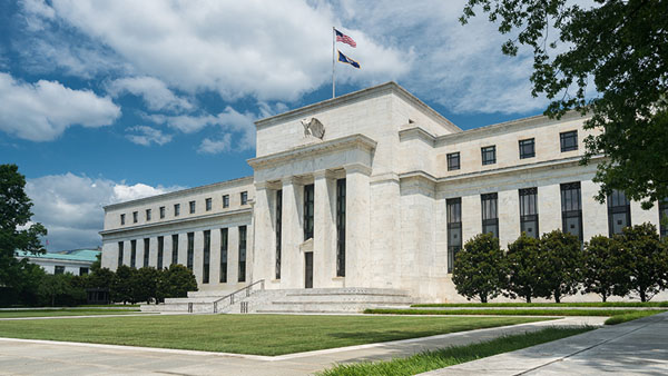 Ngân hàng Dự trữ Liên bang Mỹ giữ nguyên lãi suất cơ bản