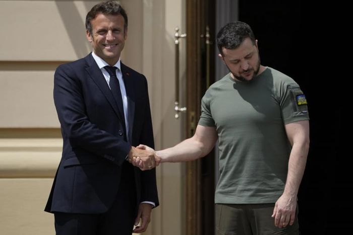 Tổng thống Pháp Emmanuel Macron sẽ trở thành cầu nối cho đàm phán giữa Nga và Ukraine?