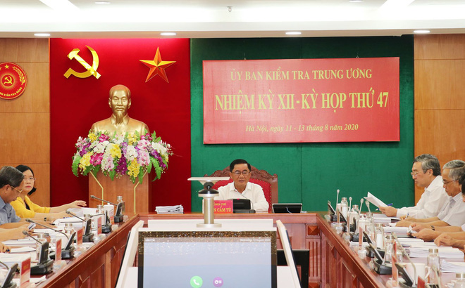 Uỷ ban Kiểm tra TƯ kỷ luật cảnh cáo Trung tướng Nguyễn Văn Thành, Trần Xuân Ninh và 3 đại tá
