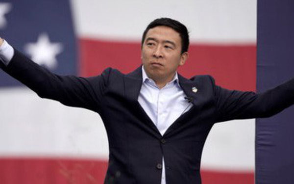 Andrew Yang đã trở thành ứng viên gốc Á đầu tiên tranh cử Tổng thống Mỹ như thế nào?