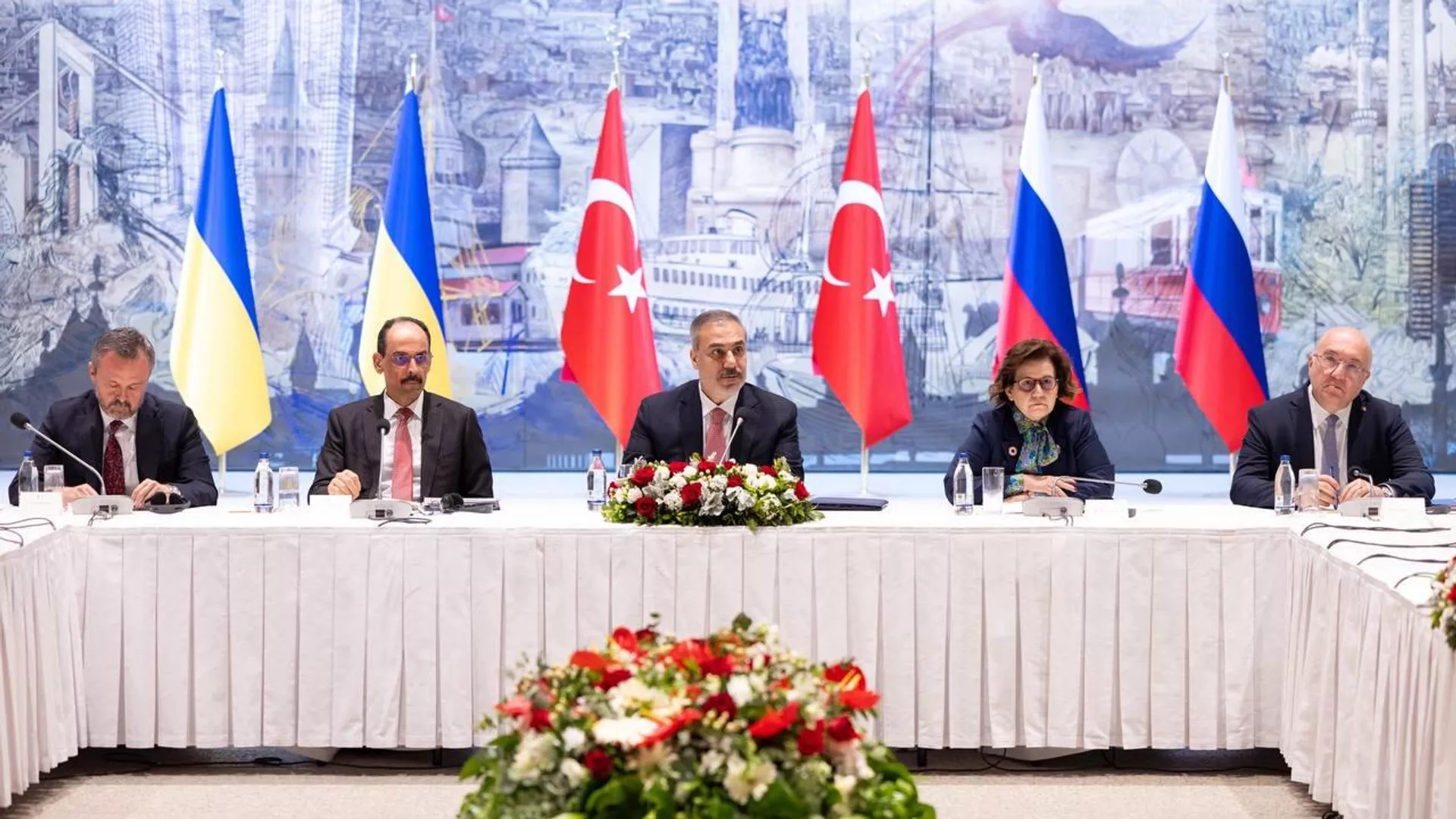 Phương Tây sẽ bắt đầu chỉ trích Kiev vì làm đổ vỡ đàm phán năm 2022