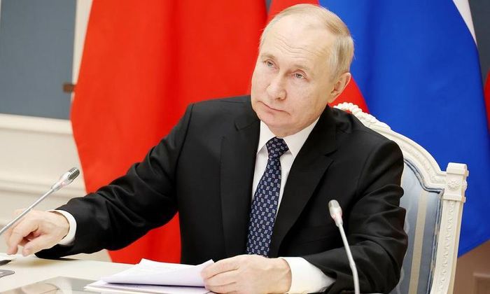 Tổng thống Putin được người Nga vinh danh
