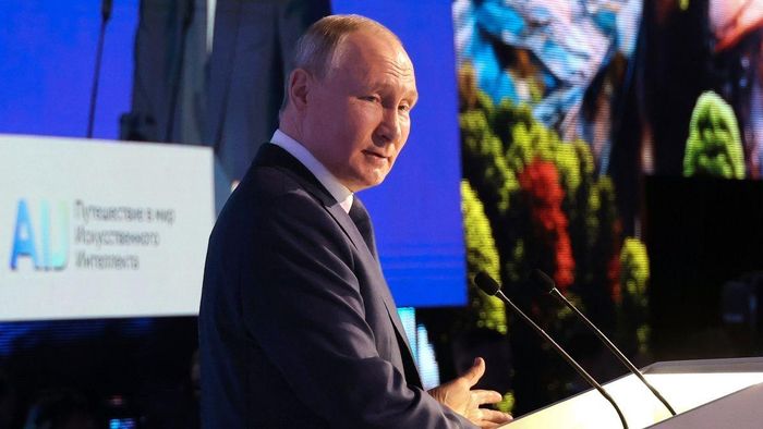 Tổng thống Putin: Nga đang thoát khỏi cái ''kim công nghệ'' của Phương Tây