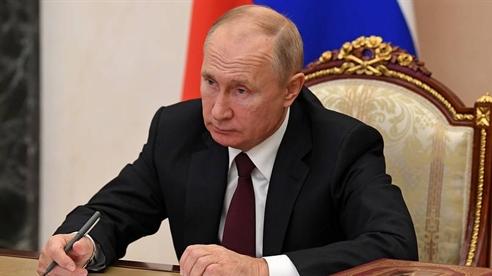 Luật mới phân bổ quyền lực ở Nga