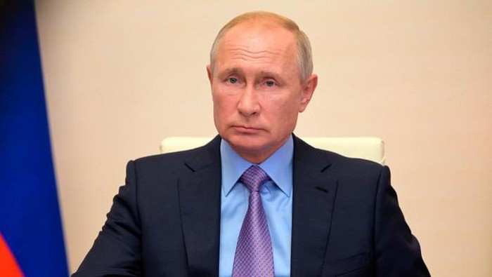 Tổng thống Putin kêu gọi người dân tuân thủ quy định chống dịch Covid-19