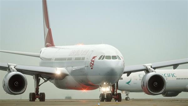 Máy bay Airbus của Cathay Dragon phải hạ cánh khẩn cấp