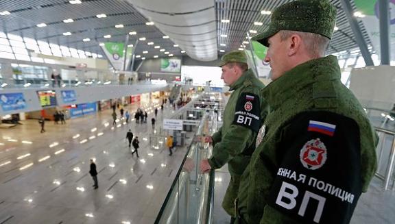 Tổng thống Nga ký ban hành luật quân cảnh Nga