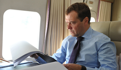 Thủ tướng Medvedev sẽ di chuyển bằng máy bay trực thăng để giảm tải cho đường phố Matxcova