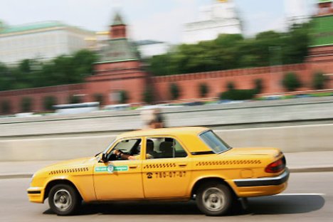 Taxi ở Matxcova “ăn chặn” tiền của khách như thế nào?