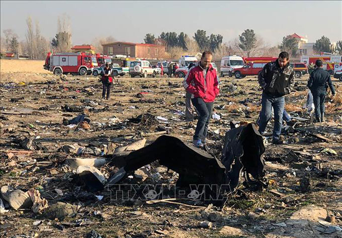Hai hành khách may mắn thoát chết trong chuyến bay định mệnh của Ukraine