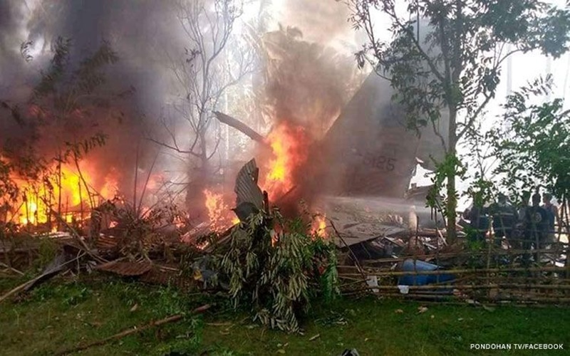 NÓNG! Rơi máy bay quân sự ở Myanmar, ít nhất 12 người thiệt mạng