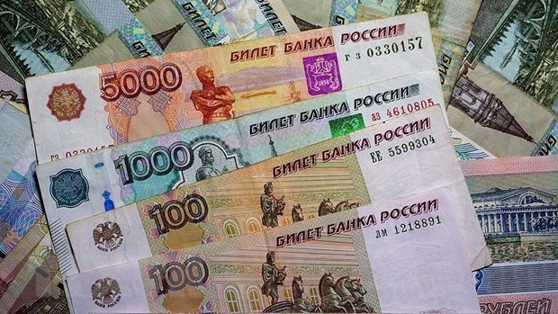 Tỷ giá đồng ruble ổn định trước vòng đàm phán mới giữa Nga và Ukraine
