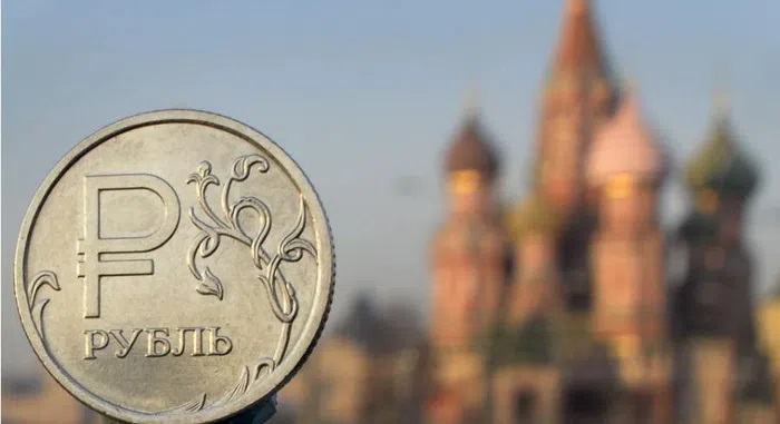 Đồng rúp Nga là tiền tệ tăng trưởng nhanh nhất năm 2022