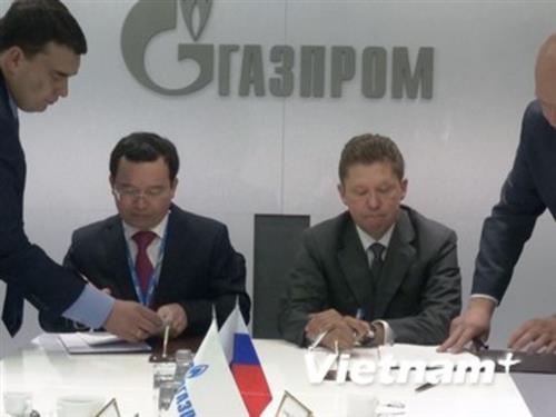 PetroVietnam tăng cường hợp tác với các tập đoàn dầu khí Nga