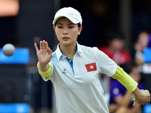 Hạ nhà vô địch thế giới để giành HCV