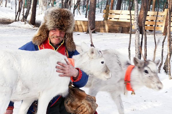 Ghé Murmansk lạnh giá, nhớ nước Nga những năm 90 thân thuộc