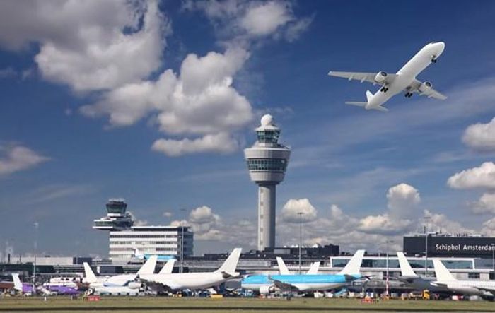 Lưu lượng vận tải hàng không châu Âu năm 2022 phục hồi mạnh