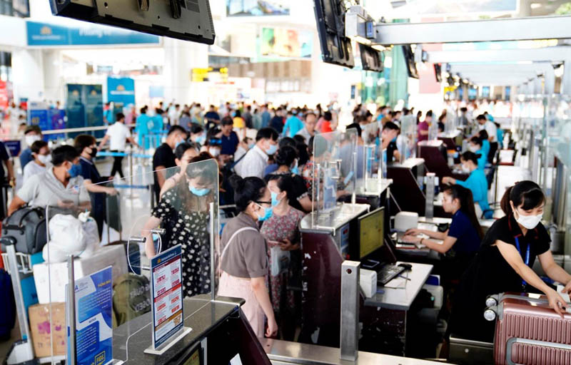 Lượng hành khách qua Cảng hàng không Nội Bài tăng trưởng trở lại
