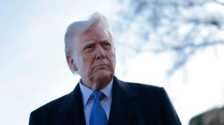 Ông Trump ra lệnh giải mật hồ sơ FBI về cuộc điều tra Nga