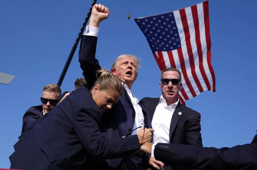 Ở Mỹ có ý kiến nghi ngờ Zelensky đồng lõa trong âm mưu ám sát Tổng thống Trump