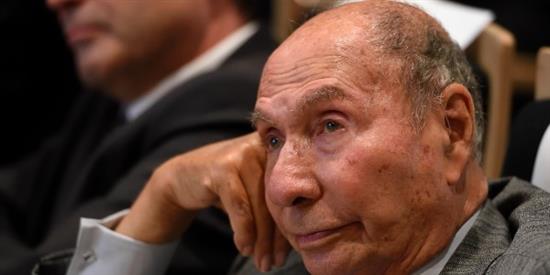 91 tuổi vẫn bị xét xử vì rửa tiền