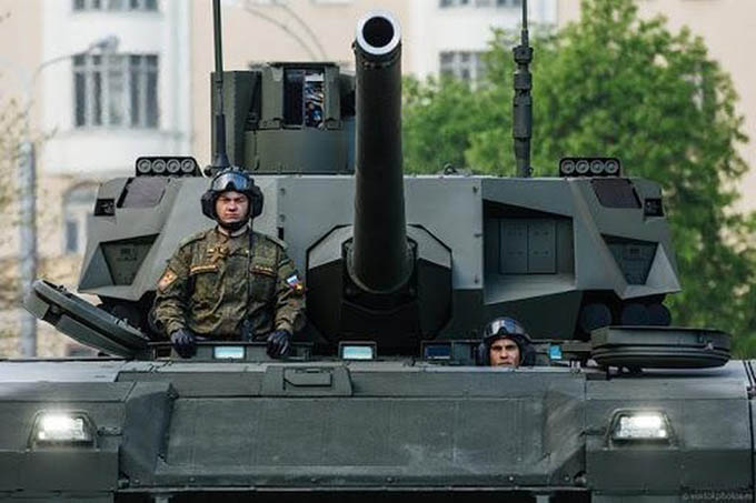 Nga lần đầu lộ sức mạnh siêu pháo của T-14