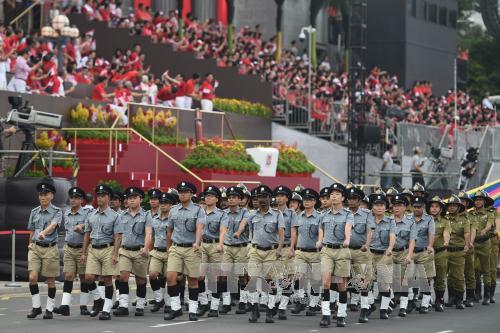 Thủ tướng dự lễ diễu hành độc lập của Singapore