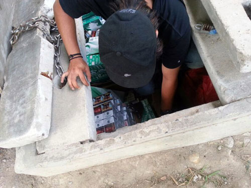 Cám cảnh thanh niên Việt sống ở 'phố đèn đỏ' Singapore