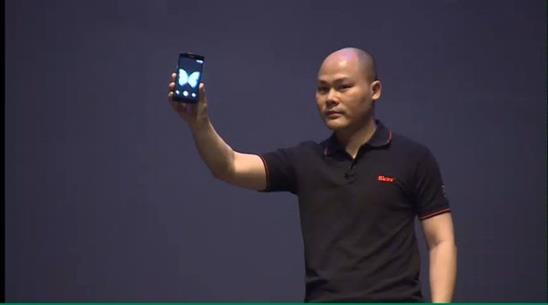 Smartphone Việt đang đưa nhau đi trốn?