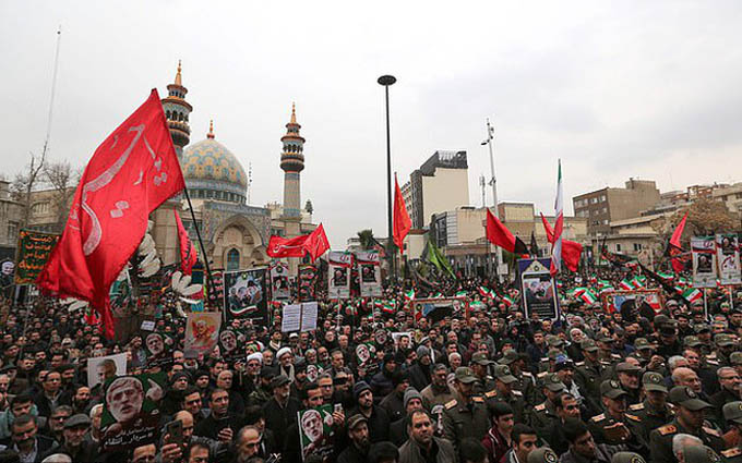Sau 3 ngày để tang tướng Soleimani, Iran cảnh báo trả thù Mỹ bằng 'cơn ác mộng lịch sử'