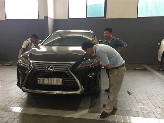 Lexus Việt Nam bị “tố” giá cao, lãi lớn, bảo hành “lởm“
