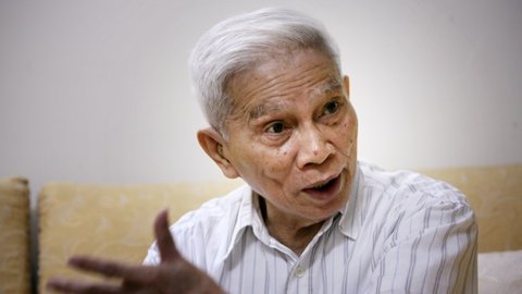'Chăm học có phải đã hay?'