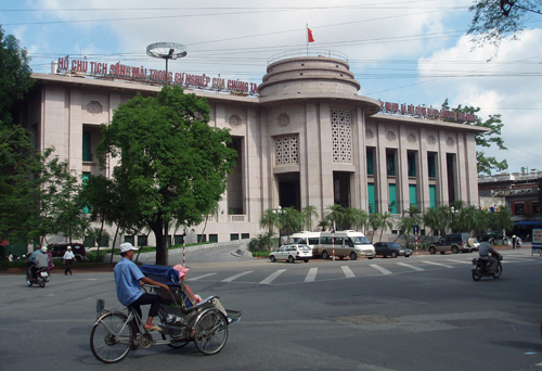 Thương lắm, Thống đốc Bình ơi!