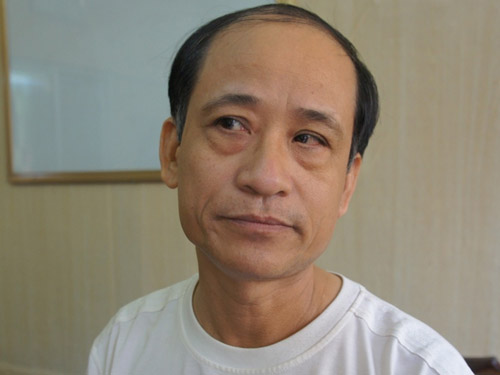 Vũ sư quay clip sex “tống tình” được tại ngoại