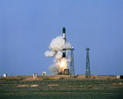 Nga cảnh cáo Ukraine không nên phổ biến các công nghệ chế tạo tên lửa đạn đạo