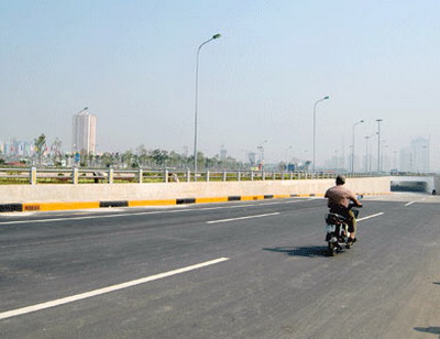 Hà Nội lại sắp thu phí đường Láng - Hòa Lạc