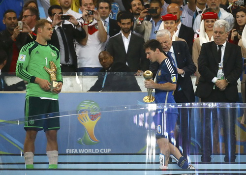 Quả bóng vàng World Cup bị trao nhầm cho Messi?