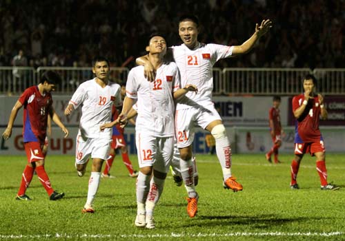 BĐVN: Ngóng chờ những đôi chân trẻ