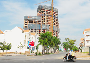 Lời ăn, lỗ chờ Nhà nước cứu!