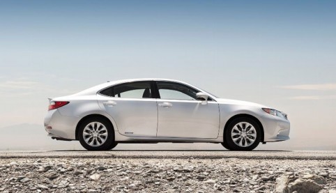 Lexus ES 350 và ES 300h 2013: Bước tiến mới