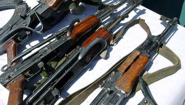 Quân đội Nga trang bị súng AK mới năm 2014