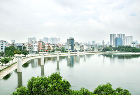 Bao giờ dân Hà Nội được đi tàu điện trên cao?