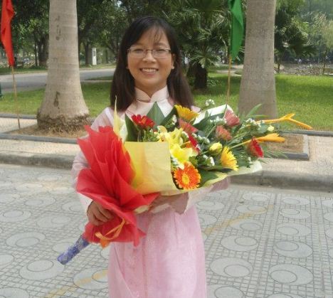 Cô gái xứ Nghệ mang khát vọng du học từ... đồng ruộng