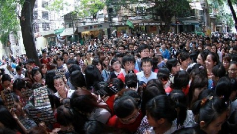 Đừng vì 'miếng ăn' đánh rơi tự trọng