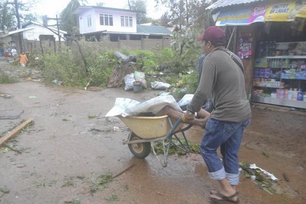 Một thị trấn ở Philippines có tới 1.000 người chết vì bão Haiyan