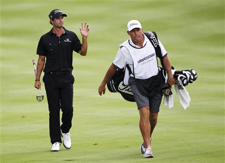 Thông báo tuyển Caddie