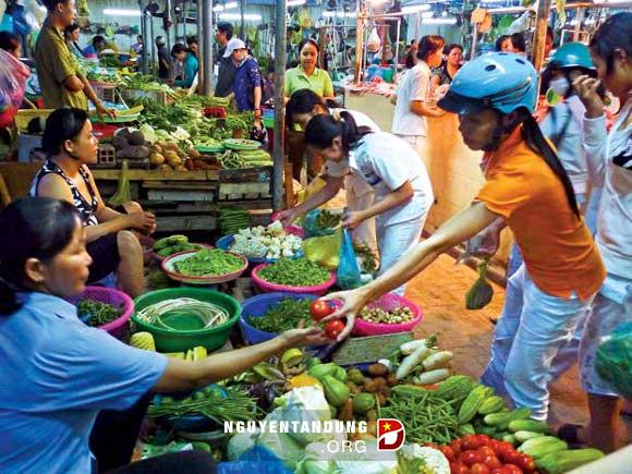 Làm gì với 100 ngàn đồng tăng lương từ tháng 7?