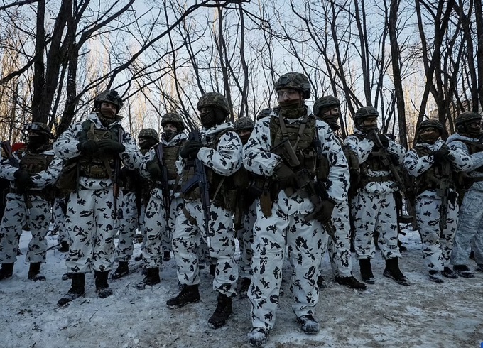 Ukraine thừa nhận chiếm lại Crimea bằng vũ lực là 'bất khả thi'