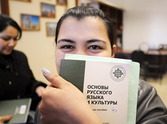 Nghị sỹ Nga đề nghị cấm sử dụng ngoại ngữ trong giờ làm việc