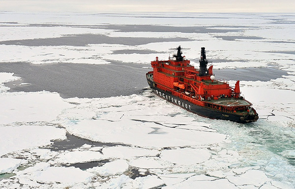 Nga huy động tàu kéo thế hệ mới giải cứu tàu mắc kẹt trong băng